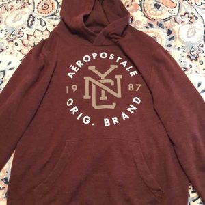 Maroon Aeropostale’s hoodie